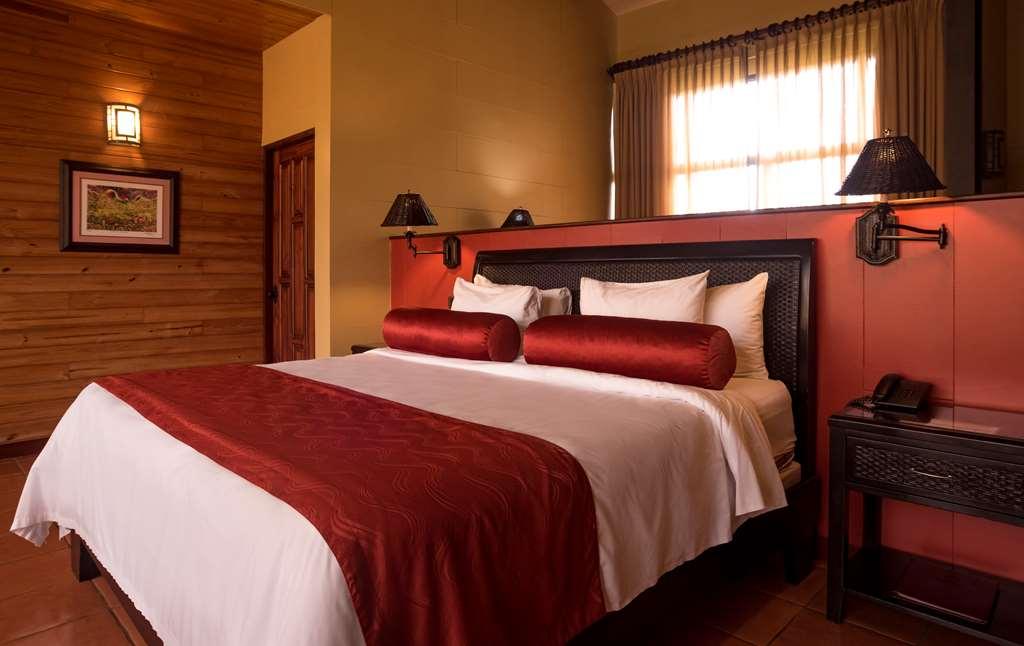 Hotel Arenal Kioro Suites & Spa Ла Фортуна Номер фото